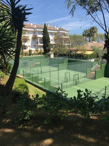 Hacienda Nagueles 1, 2 Bed 2 Bath, Large Terrace 400M From Beach Marbella Exterior photo